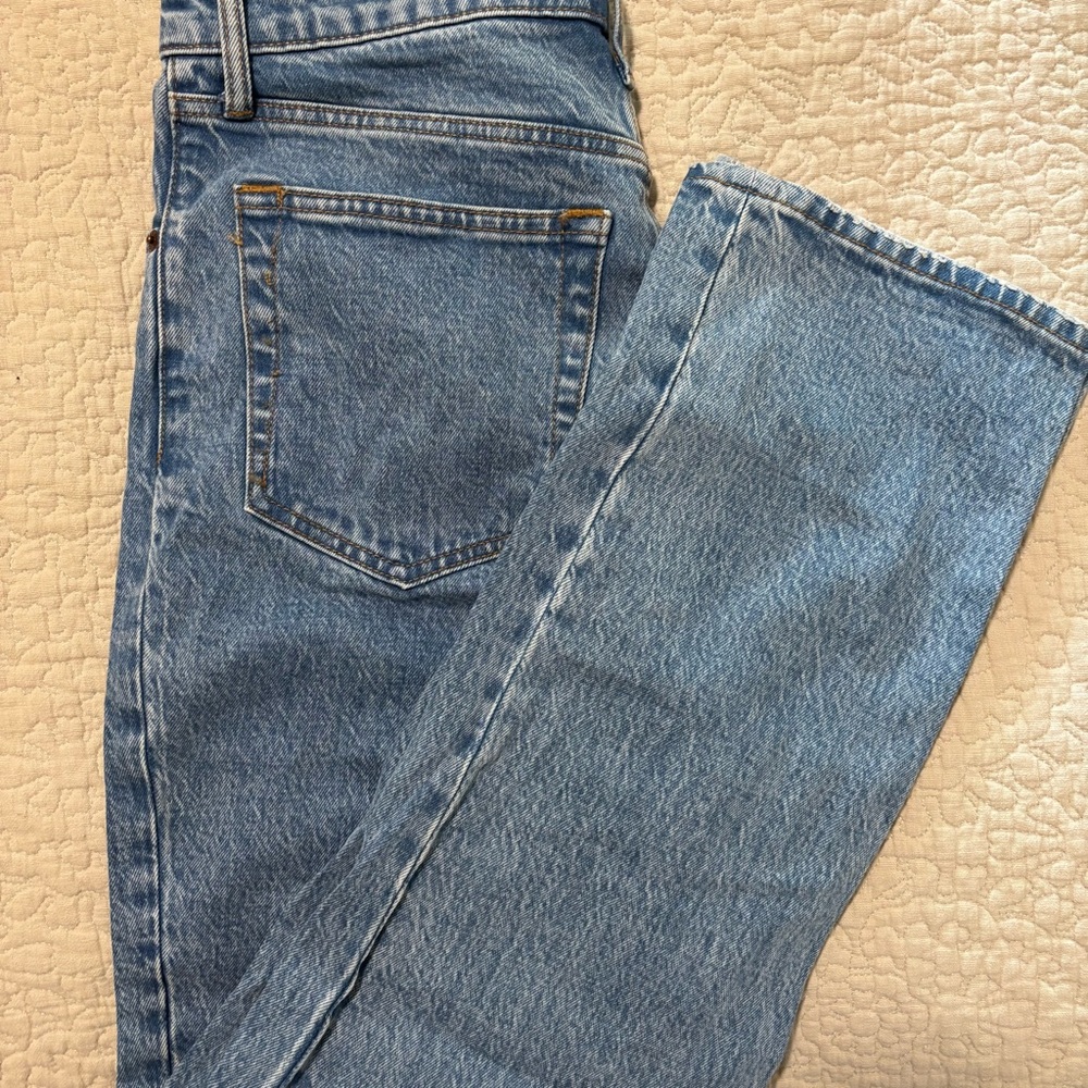 Abercrombie & Fitch Ultra High rise Straight Leg Jeans